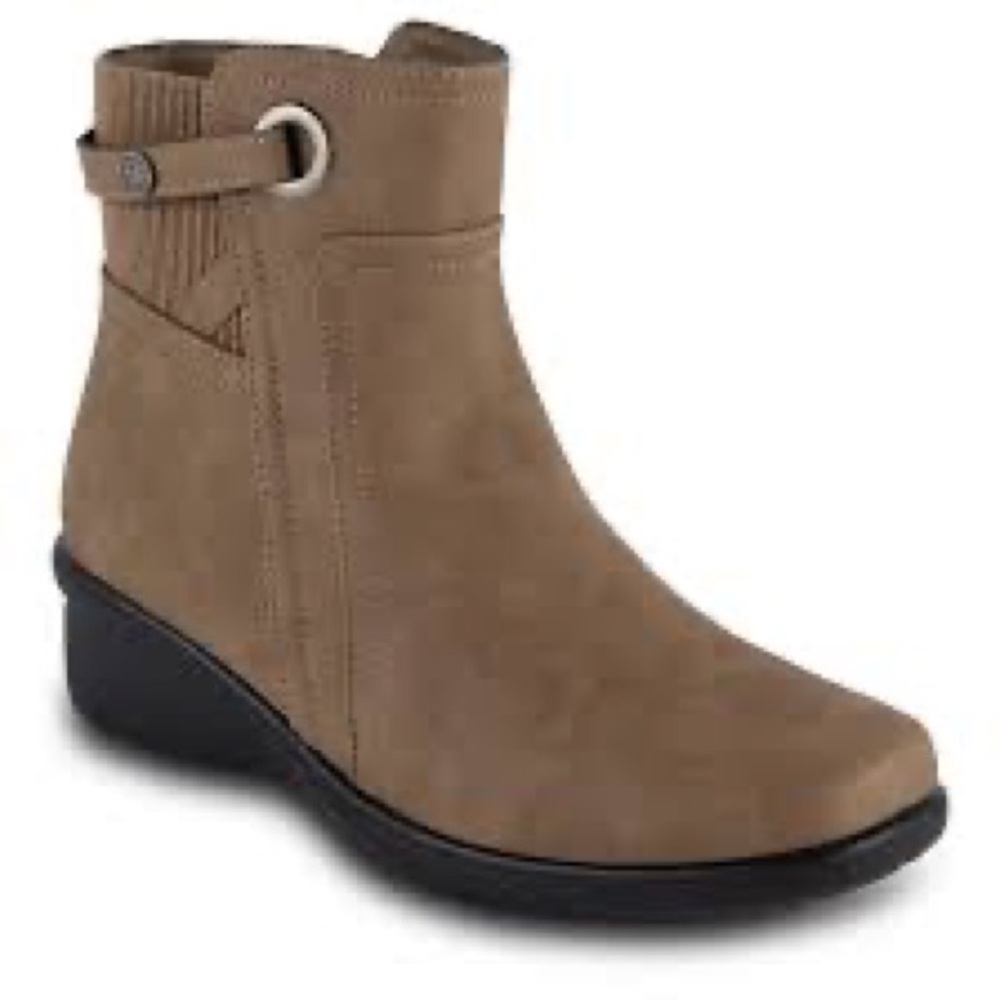 Harborsides Taupe faux suede Wedge Ankle Booties with Side Zip